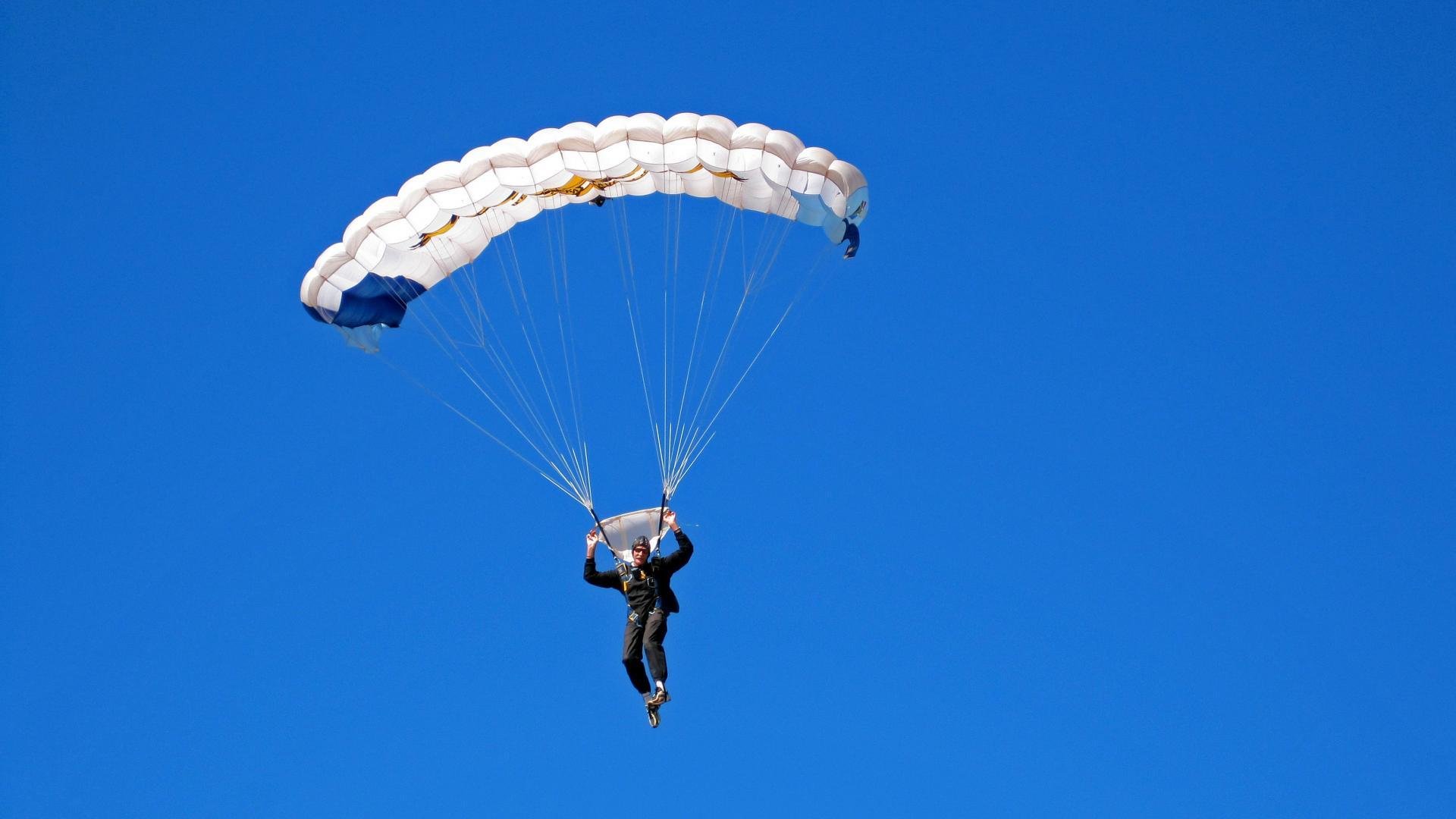 莫兰特，撕裂之城的逆袭导演，奇才逆转开拓者的关键先生