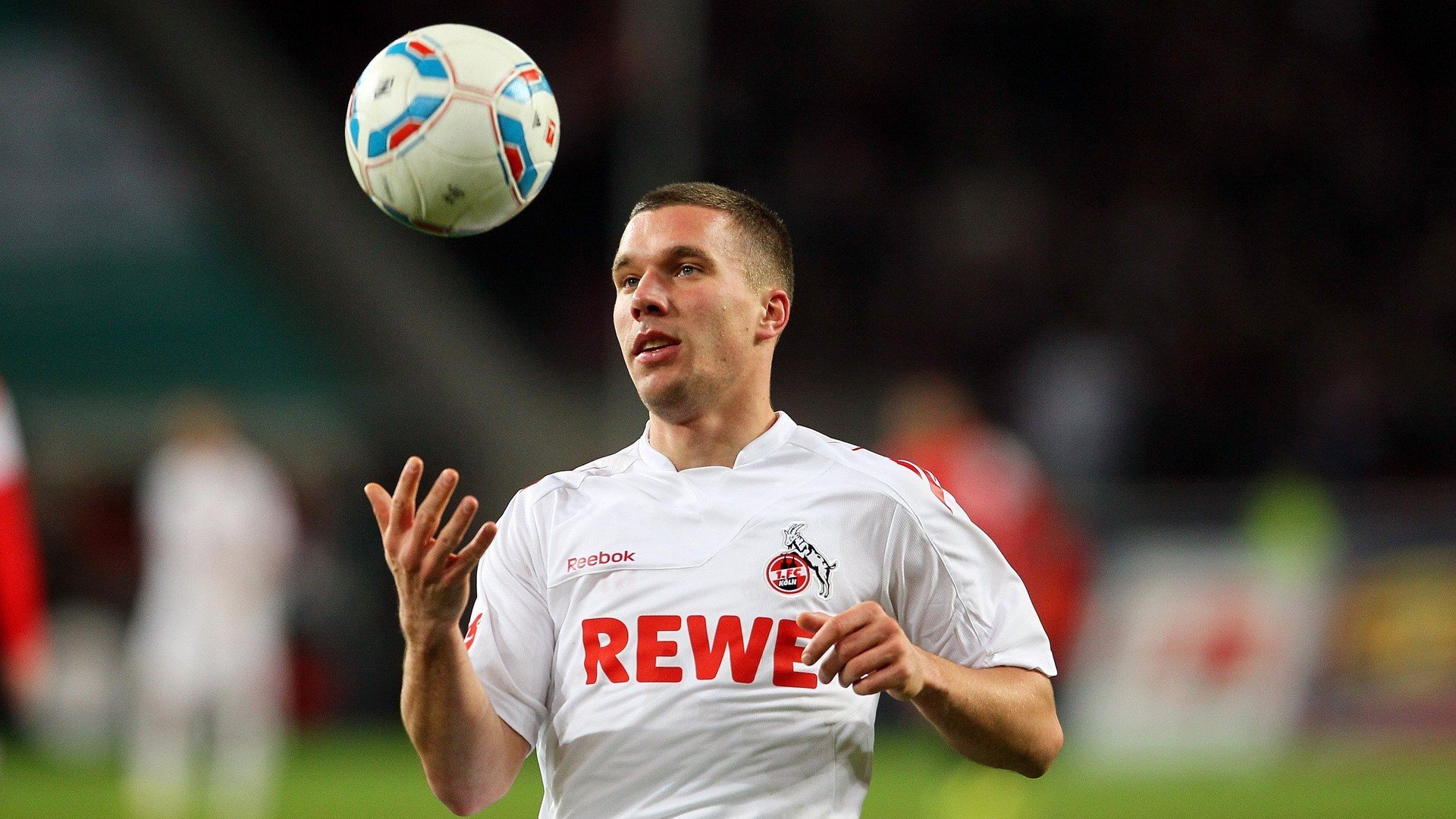 当篮球与足球相遇，NBA季后赛焦点战中的拉齐奥式单节爆发与塞内加尔精神