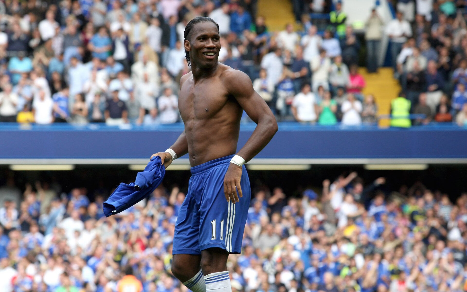 开云平台-欧冠淘汰赛之夜，阿尔瓦雷斯攻防两端的统治性表演