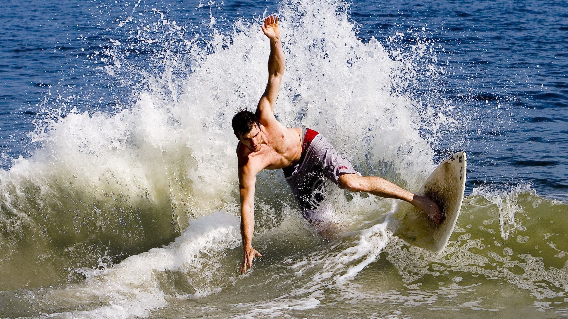 逆转之夜，利拉德关键制胜，马刺终结骑士连胜